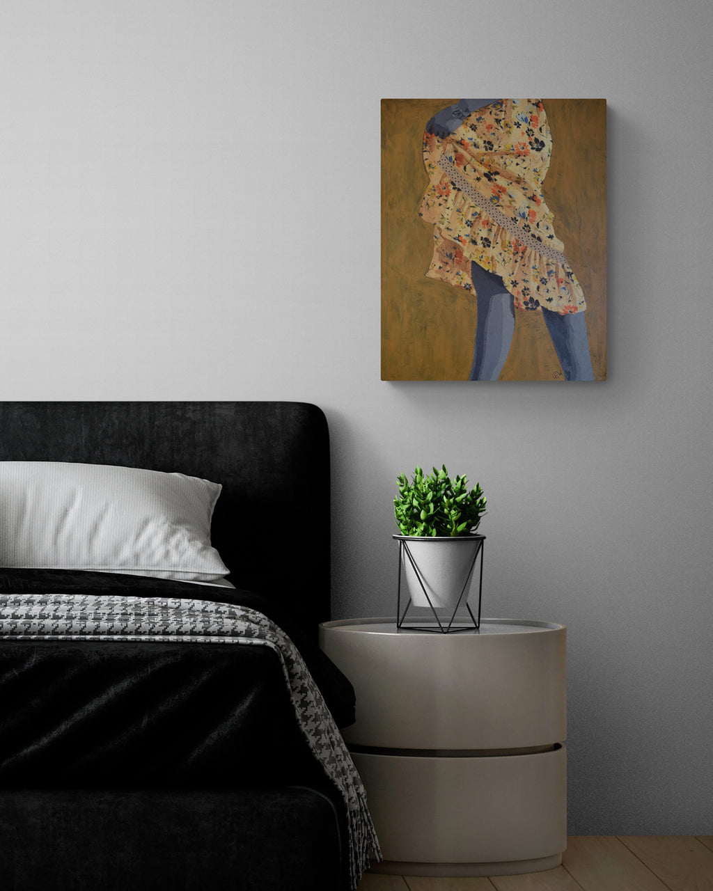 Ruffled Hem in Gold